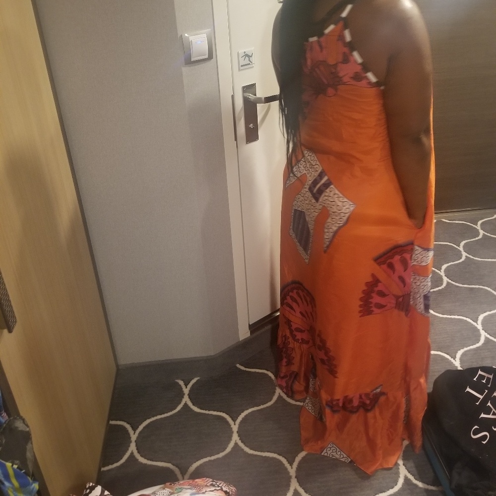Dress - Picture 2 of 2